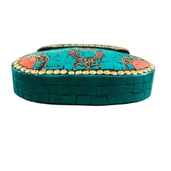 Ramla Handmade Moroccan Turquoise Tile Mosaic Clutch Crossbody with Gold Chain - Picture 3 of 9